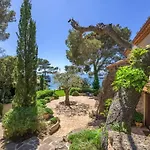 Dream Prestige, Pool Sea