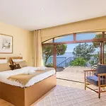 Dream Prestige, Pool Sea