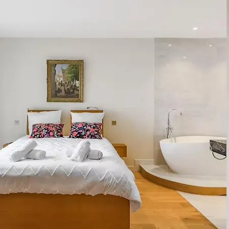 Dream Prestige, Pool Sea Saint-Raphael (Var)